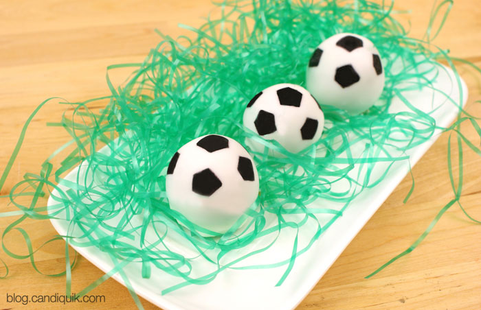 Soccer Cake Balls - blog.candiquik.com