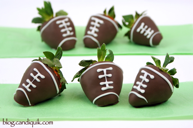 Chocolate Covered Strawberry Footballs - blog.candiquik.com