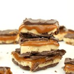 Homemade Snickers Bars - Miss Candiquik