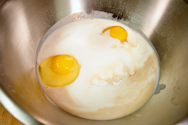 Vanilla Bean Cake Dougnuts - step1