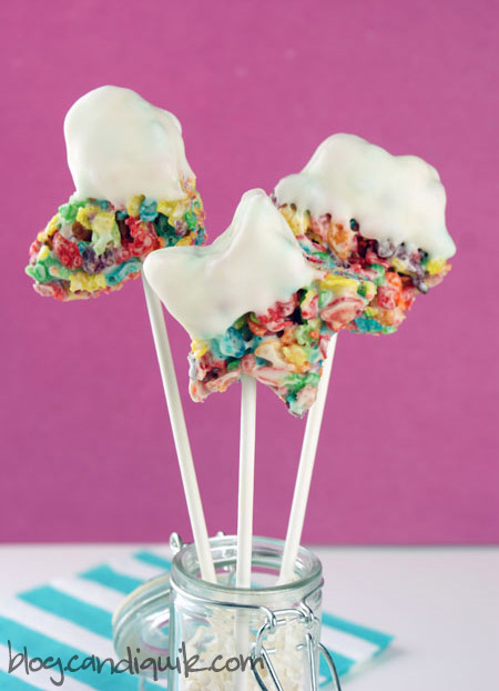 Magic Rainbow Krispie Pops - a fun Fruity Pebble Krispy treat for kids (and you!) @candiquik
