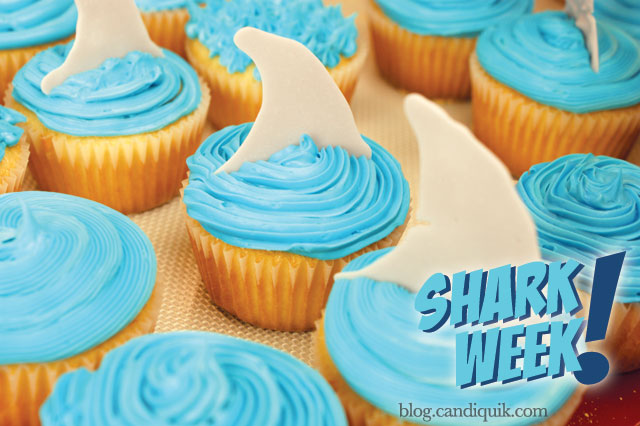 Easy Shark Fin Cupcake Toppers